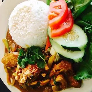 Curry Sauté Rice Plate / Cóm Xao Cà RI