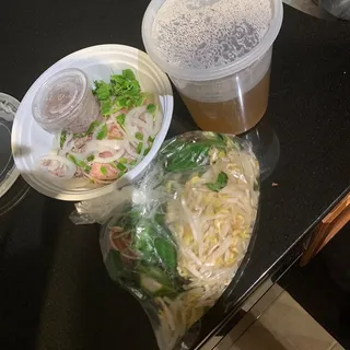 P12- Chicken Pho