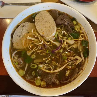 S1b- Bun Bo Hue Bo Bap, Cha Cua