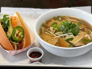 Le Bledo Eatery