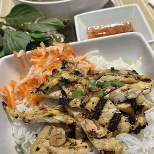 B2. Grilled Chicken Noodle Bowl