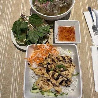 B2. Grilled Chicken Noodle Bowl