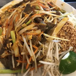 Pad Thai with Beef