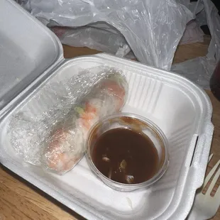 Fresh Spring Rolls with shrimp and peanut sauce