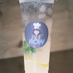 Lemonade with chia