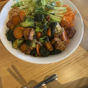 R5. Tofu and Vegetable Rice Plate