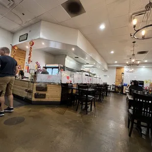 sushi and sashimi, interior