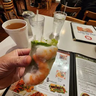 Everything inside rht shrimp spring roll was fresh and Crunchy.
