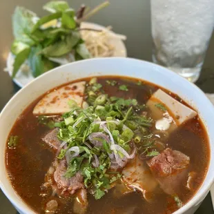 Bun bo hue