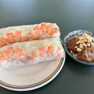 Spring rolls (goi cuon)