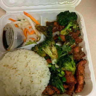 C7. Chicken &Broccoli