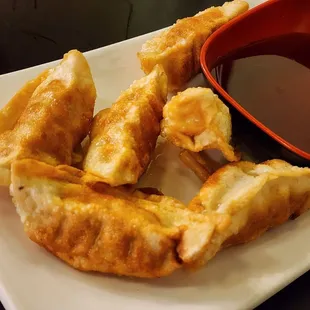 Fried pork dumplings