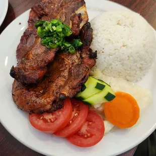 #60 com suong pork chops