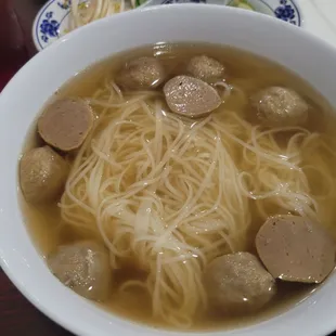 ramen and noodles, food