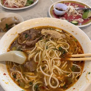 Bun bo hue