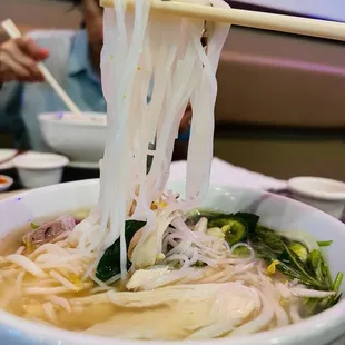 30. Chicken Phở with White Meat (Phở Gà Trắng)
