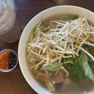 P13. Special Noodles Soup