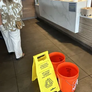 It's a mess I'm not happy with the cleanliness