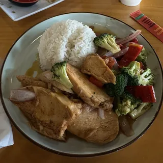 C08 Rice Plate - Honey Chicken Sriracha