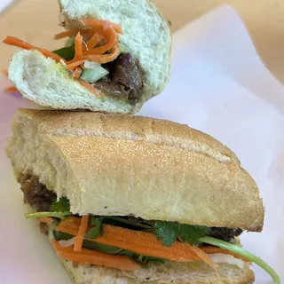 35. Banh Mi Thit Nuong