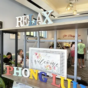 the entrance to pho phong luu