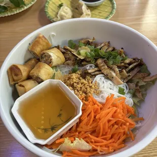 Grilled Chicken Vermicelli Noodle