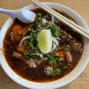 &quot;Hot &amp; Spicy&quot; Phò