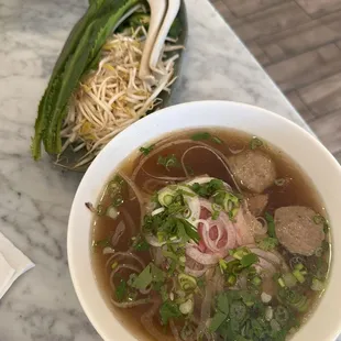 The House Mix Pho.