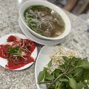 Pho Tai