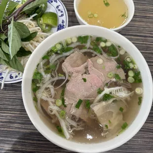 Special combo pho