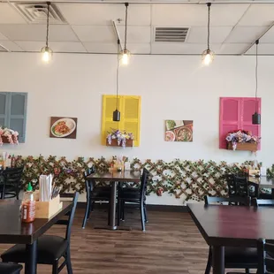 interior, ramen and noodles