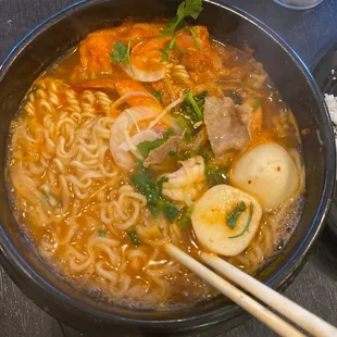 Kim chee saimin.  Bomb.com!!!