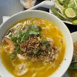 S1. Banh Canh Cua Crab Noodle Soup Specialty