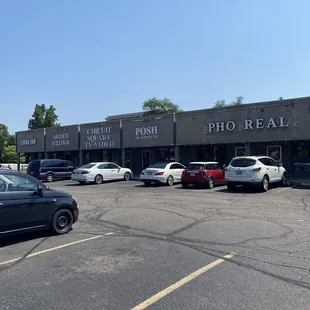 Strip mall