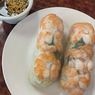 Shrimp Spring Roll w/ Peanut Sauce
