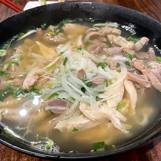 18. Chicken meat and giblets noodle soup