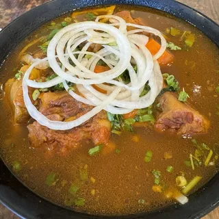 31. Wine sauce ox tail noodle soup