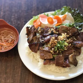44. Grilled pork with rice