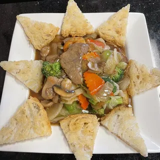 56. Pan Fried Rice Noodles with Shrimp, Chicken and Mixed vegetables