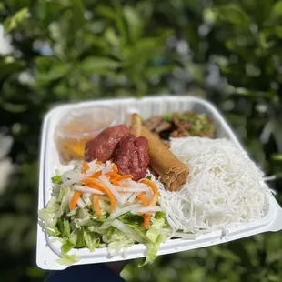 Bun Thit Nuong + Nem &amp; egg roll IG: @_lifewithjenn_