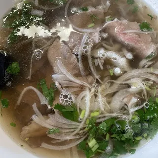 P1- Special Pho Combo with Rare Steak, Brisket, Tendon and Tripe