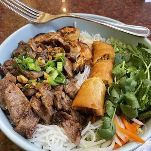 Special combo pork, shrimp, egg roll w/vermicelli