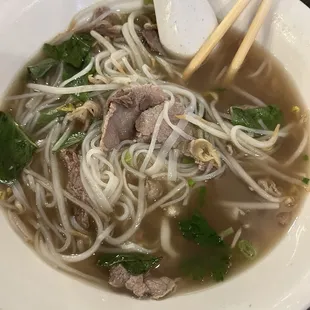 Pho Dac Biet (before)