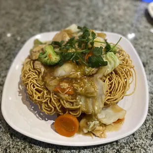 Crispy egg noodle - #78 Mi Xao Don Thap Cam