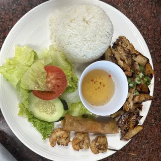 48. Grlled Lemongrass Chicken Shrimps Eggroll