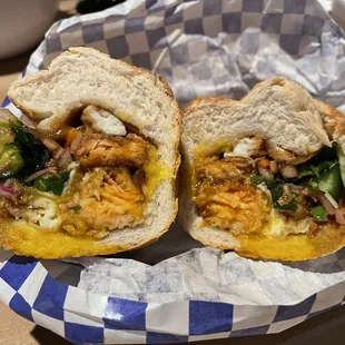 Salmon banh mi