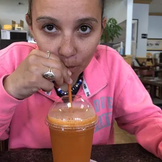 B4. Thai's Ice Tea with Milk