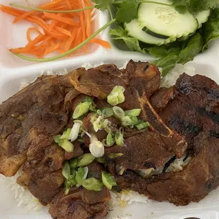 R2. Charbroiled Pork Chop