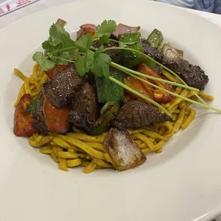 G1. Garlic Noodles with Shaken Filet Mignon