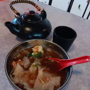 Won ton and shrimp,  pot of tea